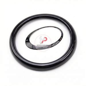 Ön Far Çerçevesi Parlak Siyah SAĞ