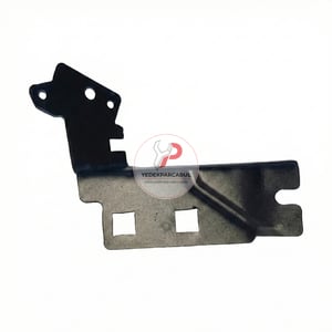 Ön Çamurluk Braketi Sacı Sağ (Yerli)